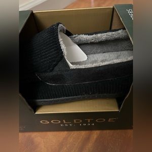 NWT Goldtoe Mens Memory Foam Slippers, size L (10-11)